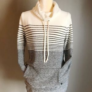 Talbots Cowlneck Sweater Size Small (NWOT)